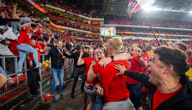 PSV Fans jubeln