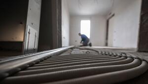 Leerrohre für die Installation von Elektrotechnik in einem Neubau