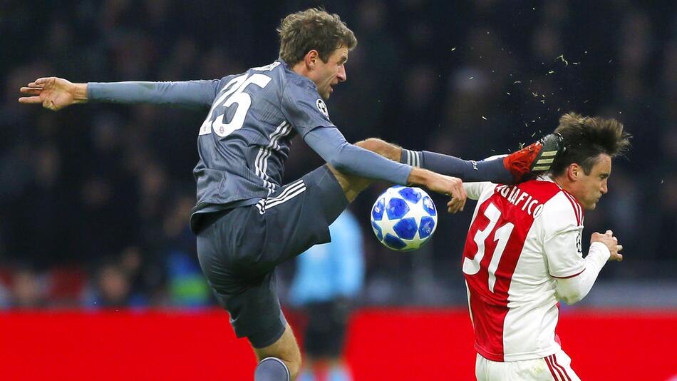 Champions League, Ajax Amsterdam - Bayern München, Thomas Müller, Kung Fu, Nicolas Tagliafico