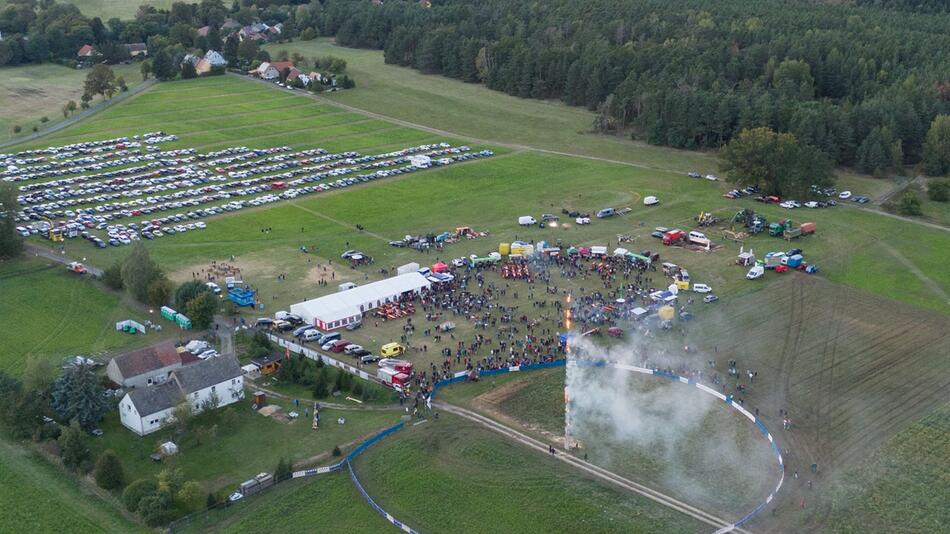 Weltrekordversuch Schwedenfeuer