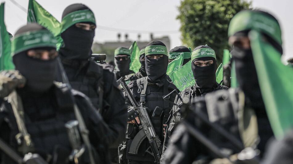 Kassam-Brigaden halten anti-israelische Militärparade ab