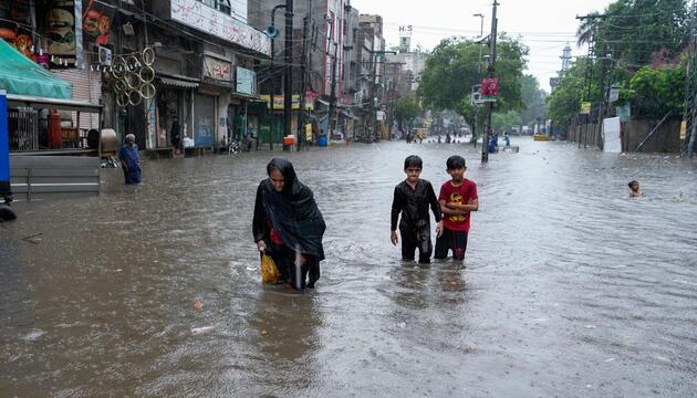 Der Monsun bringt in Pakistan starke Regenfälle mit sich.