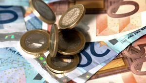 Minusstunden und Gehalt: Was das Arbeitsrecht wirklich erlaubt