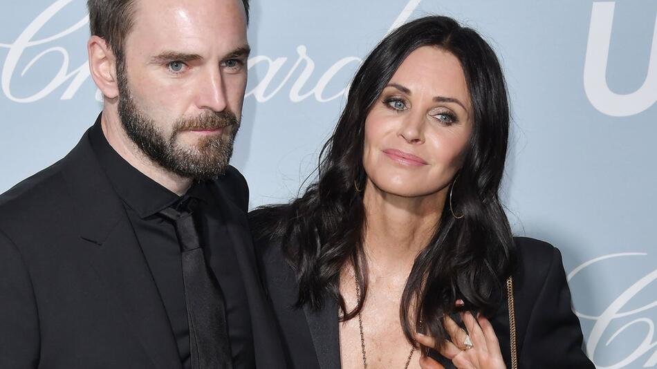 Musiker Johnny McDaid trennte sich von Courteney Cox während der Paartherapie - mittlerweile ...