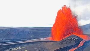 Gewaltige Fontänen: Vulkan Kīlauea schleudert Lava knapp 300 Meter hoch in die Luft