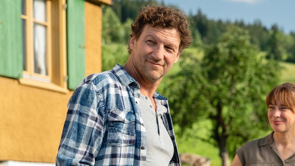 Seit 2018 verkörperte Schauspieler Thomas Unger Georg Leitner in der Familiensaga "Daheim in den ...