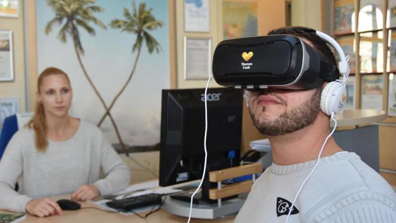 VR-Kostprobe im Reisebüro