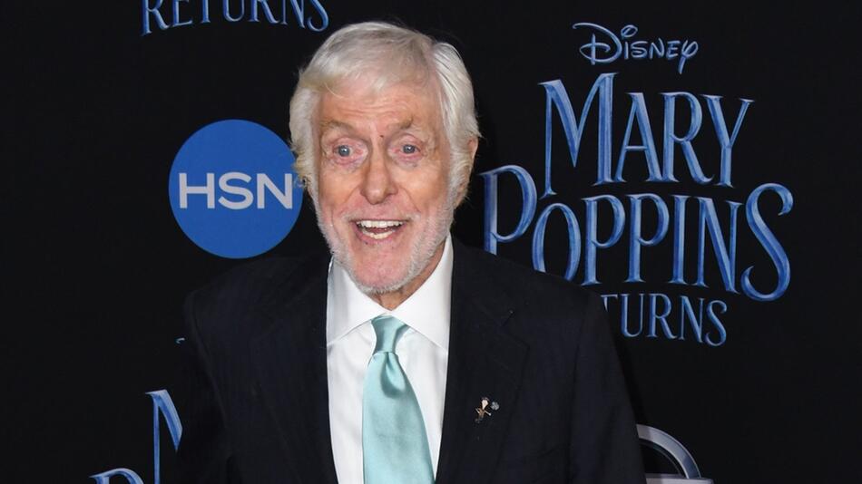 Dick Van Dyke hat gerade einen Daytime Emmy gewonnen.