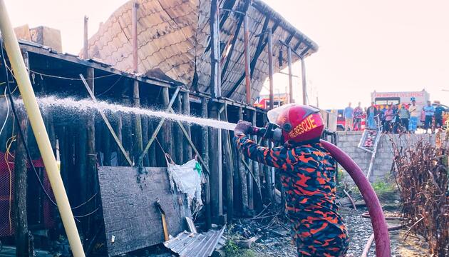Feuer in Hotelanlage in Bangladesch