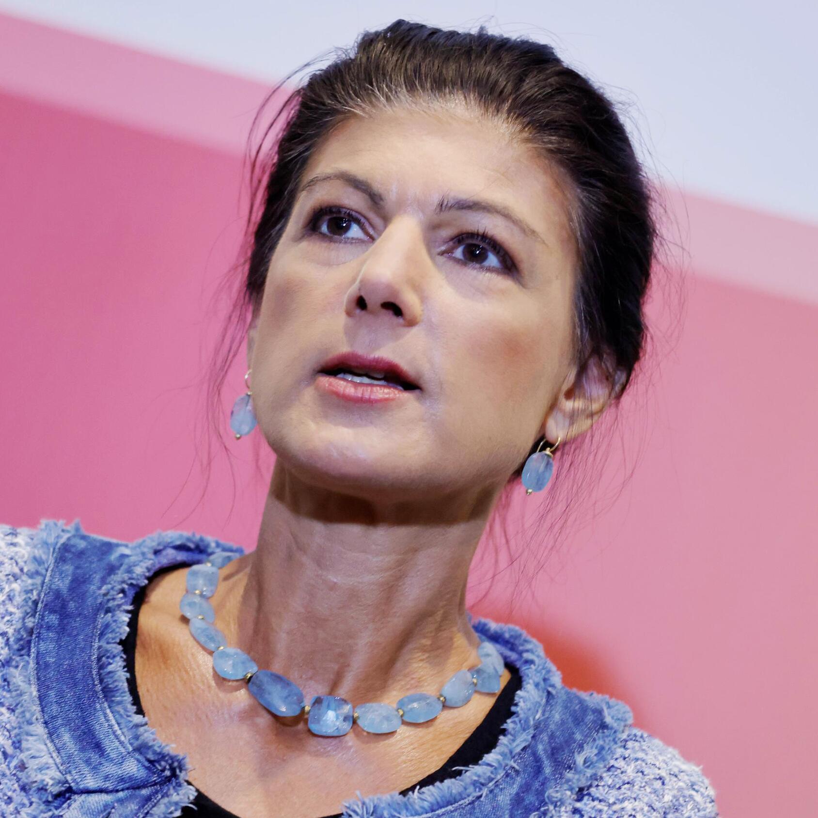 Valeria castaneda onlyfan she is alluring, intelligent,