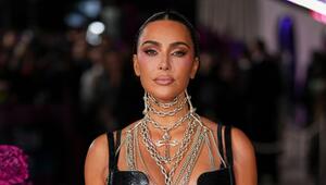 Premiere "All's Fair" in London