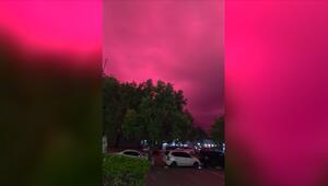 Unheimliches Rot: Himmel über Ho-Chi-Minh-Stadt glüht vor dem Gewitter