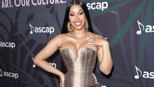Cardi B ist nun auch musikalisch zurück.