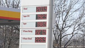 Turbulenzen an der Tanke: Spritpreis zweiten Tag in Folge gesunken