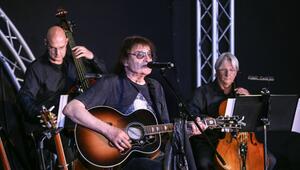 Dieter Birr geht mit einem Streicherquintett auf Tour