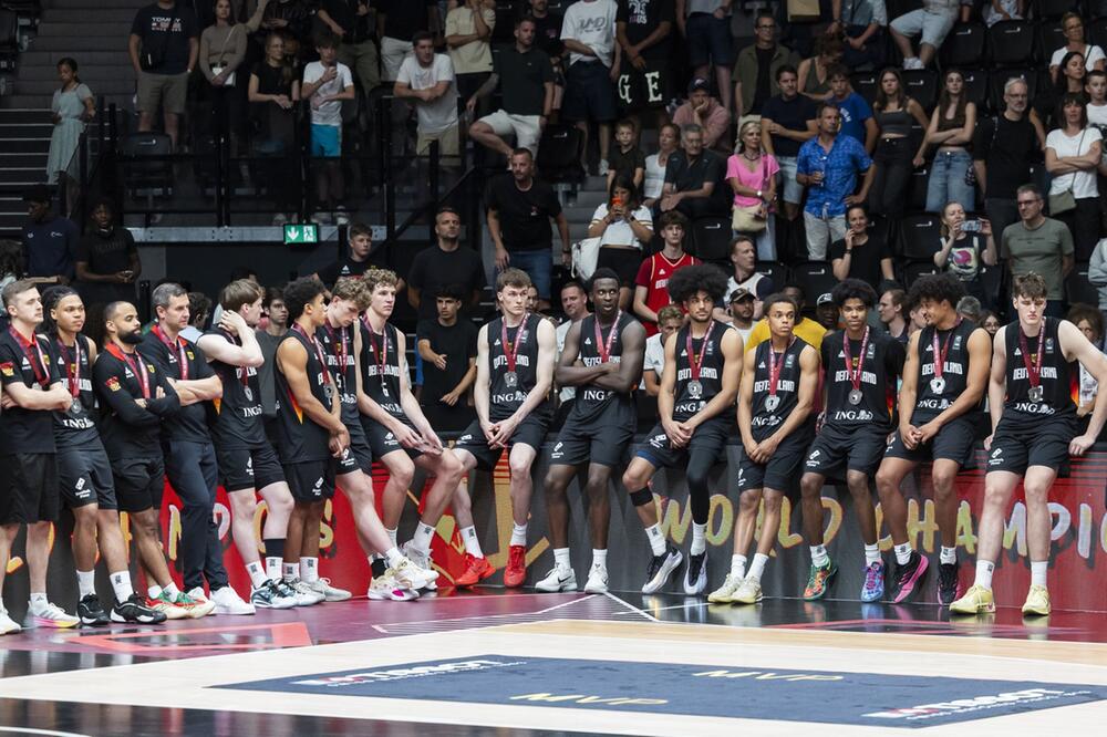 U19 basketball players miss sensation in the World Cup final U19 basketball players miss sensation in the World Cup final