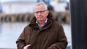 Buckelwal liegt in Bucht der Insel Poel