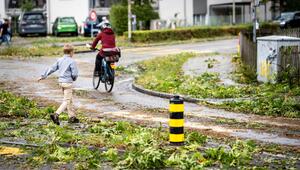 Schweiz: Milliardenschäden Unwetter mit Riesen-Hagel