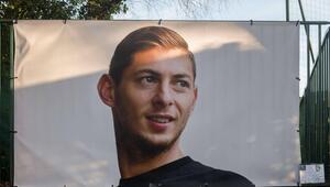 Eine Gedenkstätte für Emiliano Sala im Stadtzentrum von Nantes.