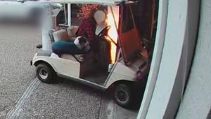 Hund als Beifahrer – Mann setzt Garage vom Golfcart aus in Brand