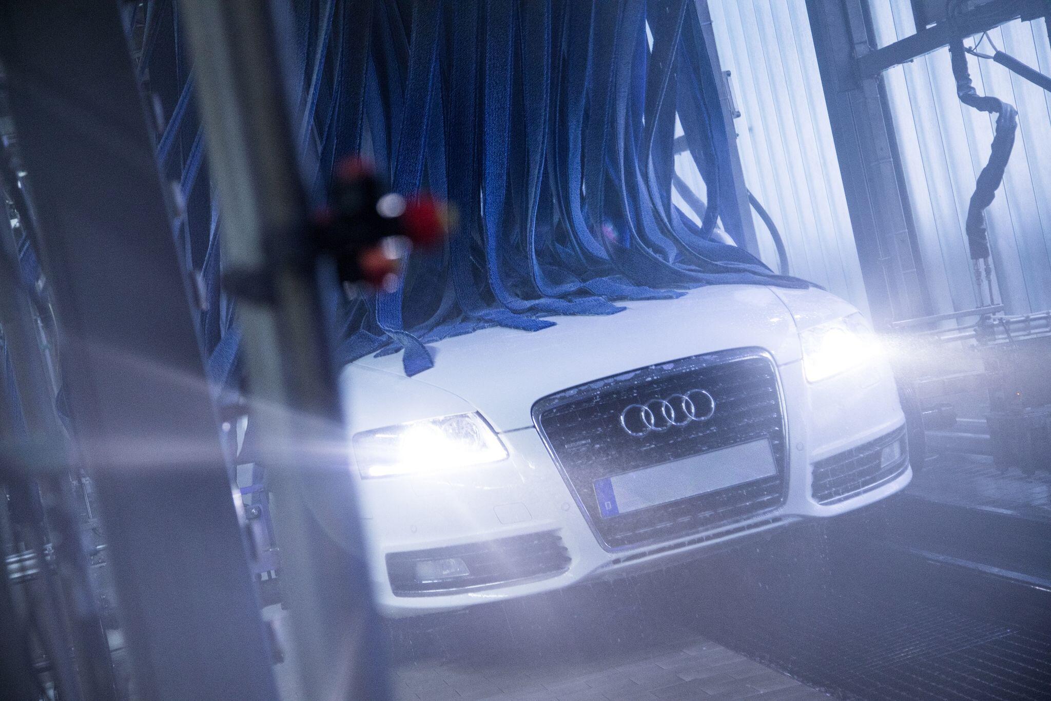 Audi A3 Sportback Facelift (2023) fast ohne Tarnung erwischt