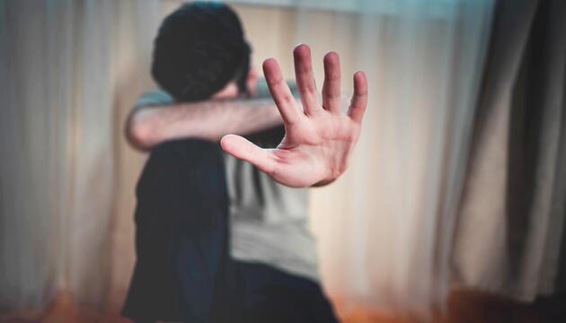 Häusliche Gewalt, Männer, Opfer, Täter, Hilfe, Gesellschaft