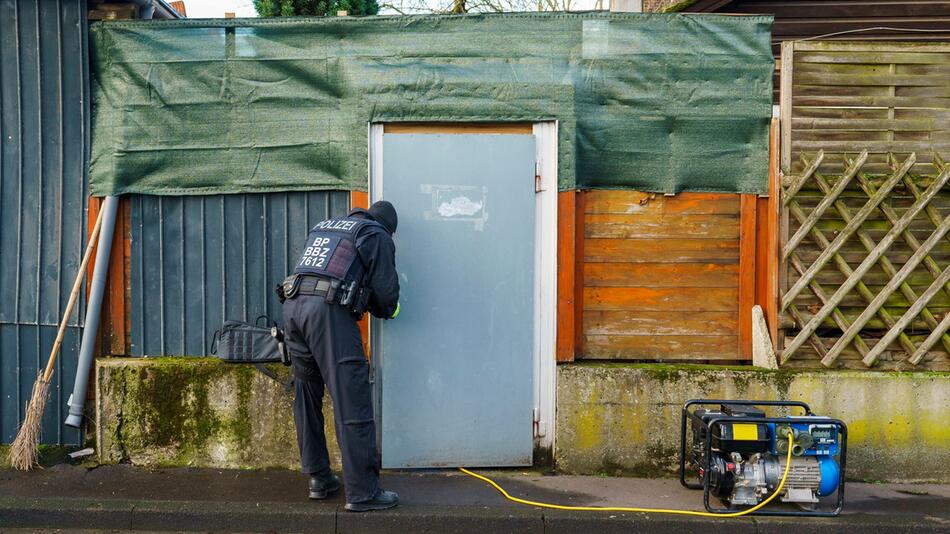 Großeinsatz gegen Schleuserkriminalität - Wiesbaden