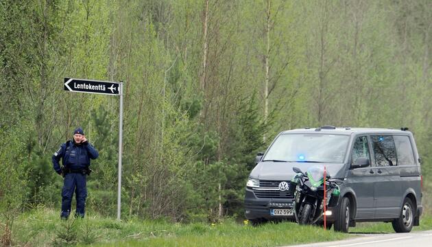 Helikopter in Finnland kollidiert
