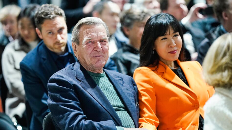 Gerhard Schröder und seine Frau So-yeon Schröder-Kim