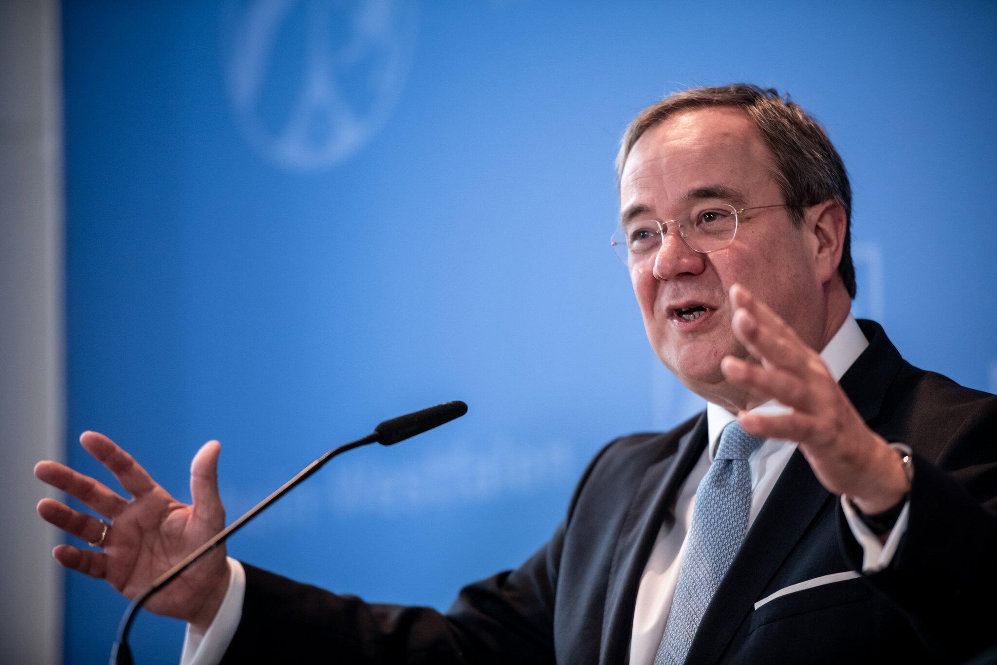 Kann Armin Laschet Kanzler Er Wird Bereits Als Merkel Nachfolger