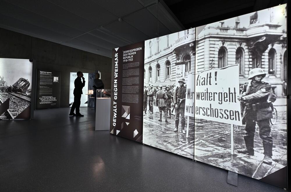 Ausstellung im Haus der Weimarer Republik