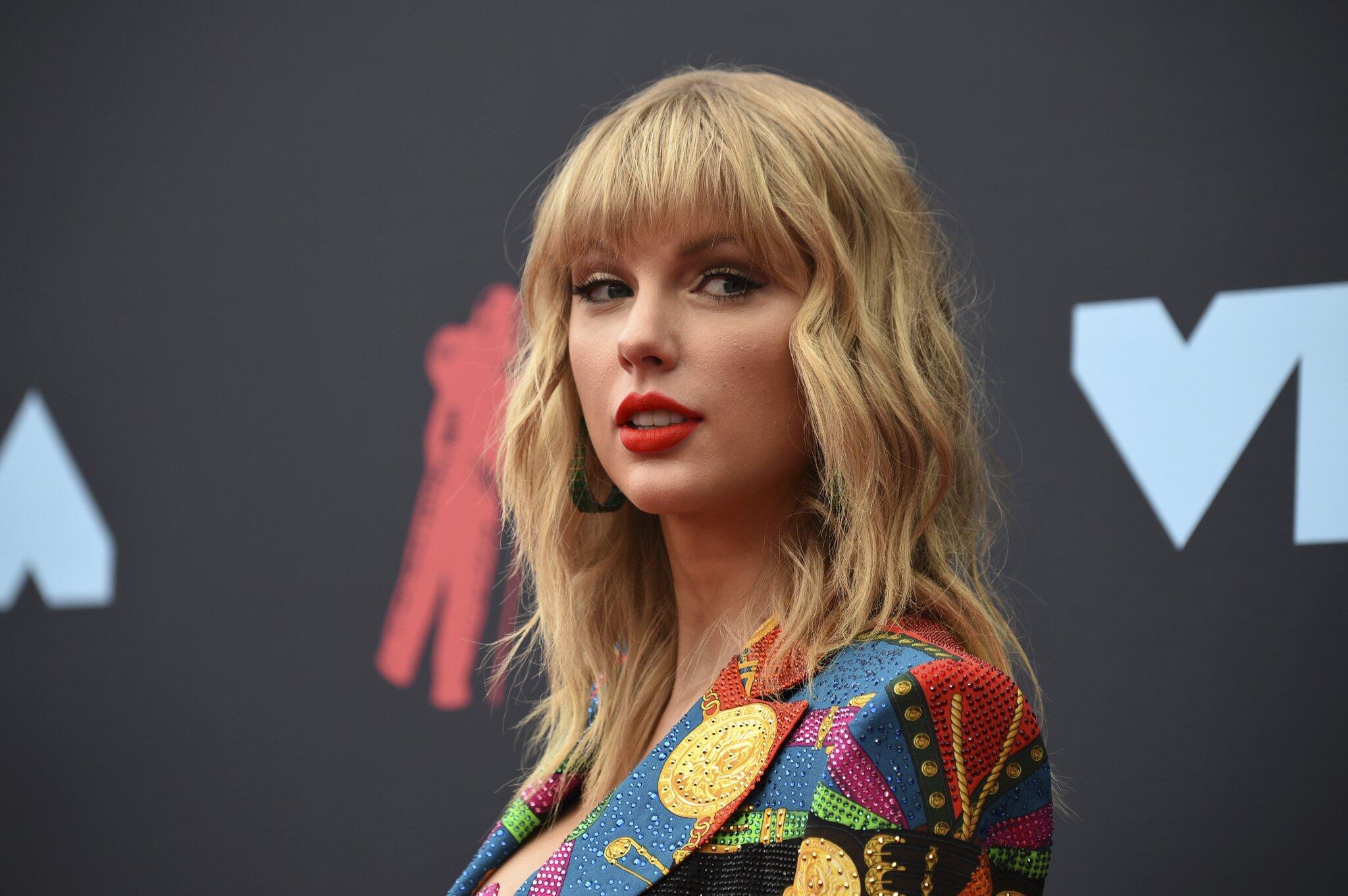 Taylor Swift Steckbrief Bilder Und News Web De