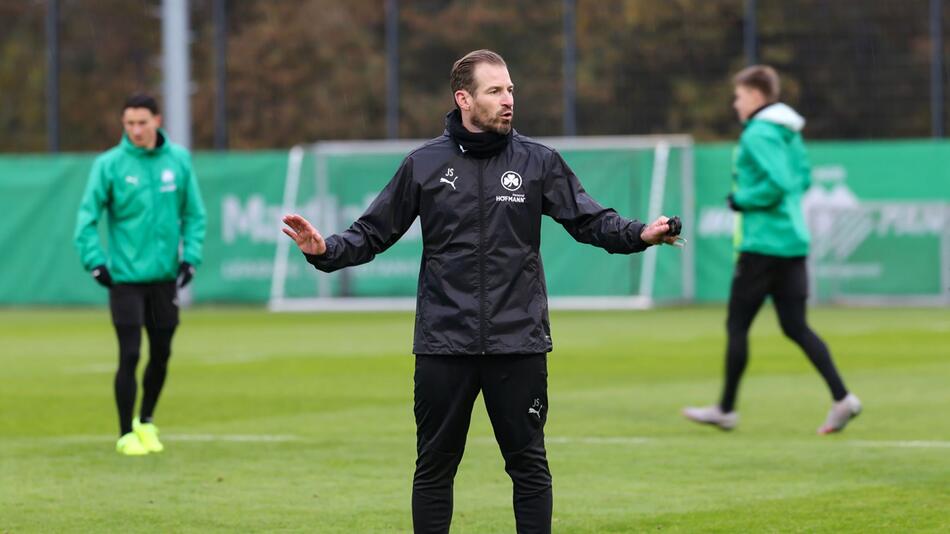 Erstes Training der SpVgg Greuther Fürth mit neuem Trainer