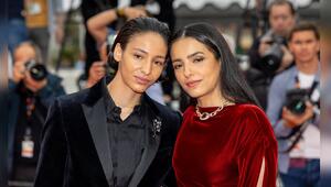 Regisseurin Hafsia Herzi und Hauptdarstellerin Nadia Melliti posieren bei der Premiere von "Die ...