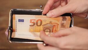 Lohnschere zwischen Ost und West bleibt – So viel weniger verdienen Ostdeutsche