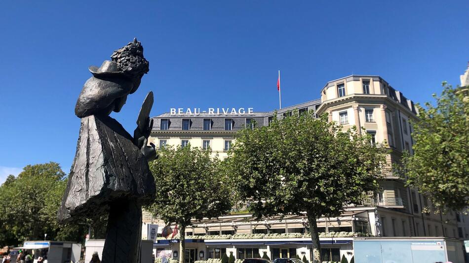 Attentat auf Kaiserin Sisi vor 125 Jahren - Sisi-Denkmal in Genf
