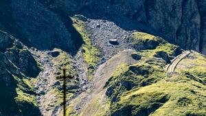 Felssturz nahe Staudamm Grand Dixence im Schweizer Wallis