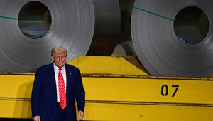 US-Präsident Donald Trump besucht Stahlwerk