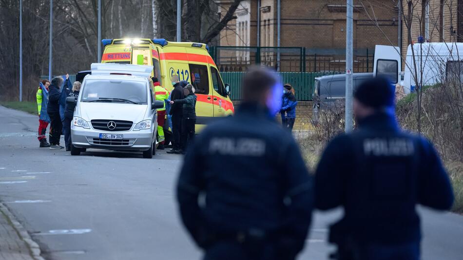 Polizist bei Fahndung nach Autodieben erfasst und getötet