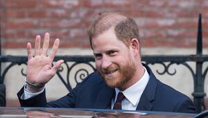 Prinz Harry wollte statt Mountbatten-Windsor lieber Spencer heißen.