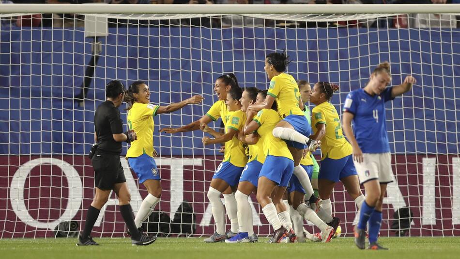 Frauenfußball-WM -Italien - Brasilien