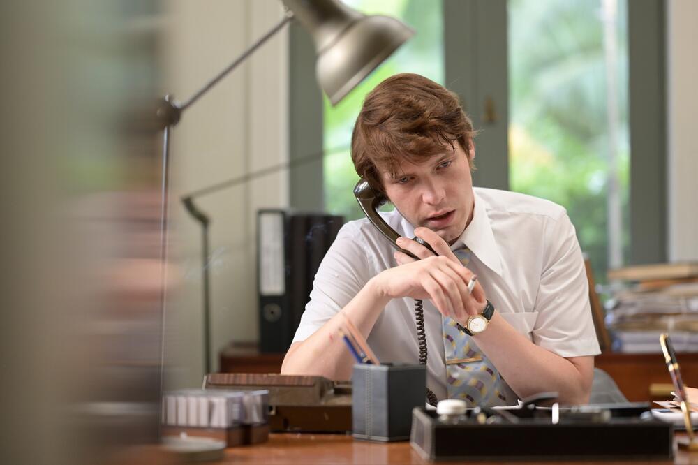 Billy Howle als Herman Knippenberg in der Serie "Die Schlange."