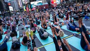 Yoga zur Sommersonnenwende in New York