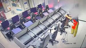 Schubs mit Folgen: Putzkraft verschiebt Stuhl und räumt richtig ab