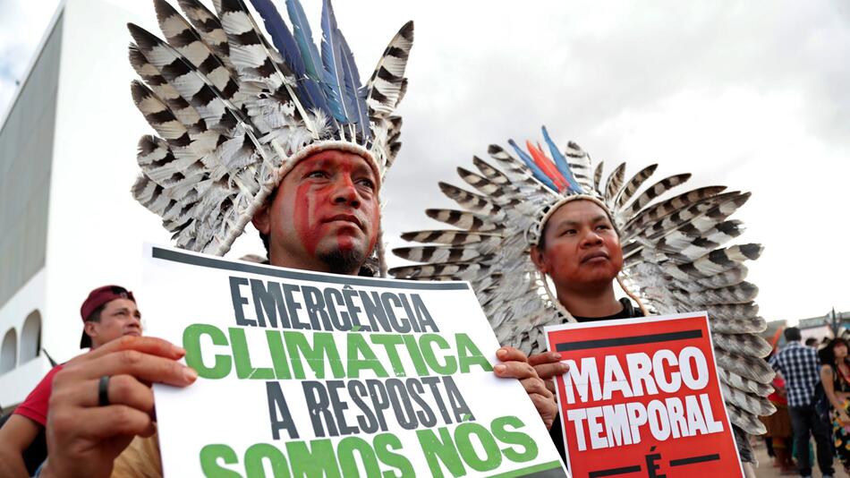 Indigene in Brasilien protestieren vor Abstimmung im Parlament