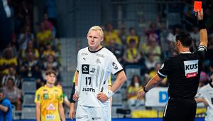 Patrick Wiencek vom THW Kiel sieht im Auswärtsspiel bei den Rhein-Neckar Löwen die Rote Karte