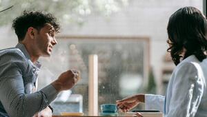 So hilfst du Personen mit niedrigem Selbstwertgefühl: Problem nicht "wegreden"!