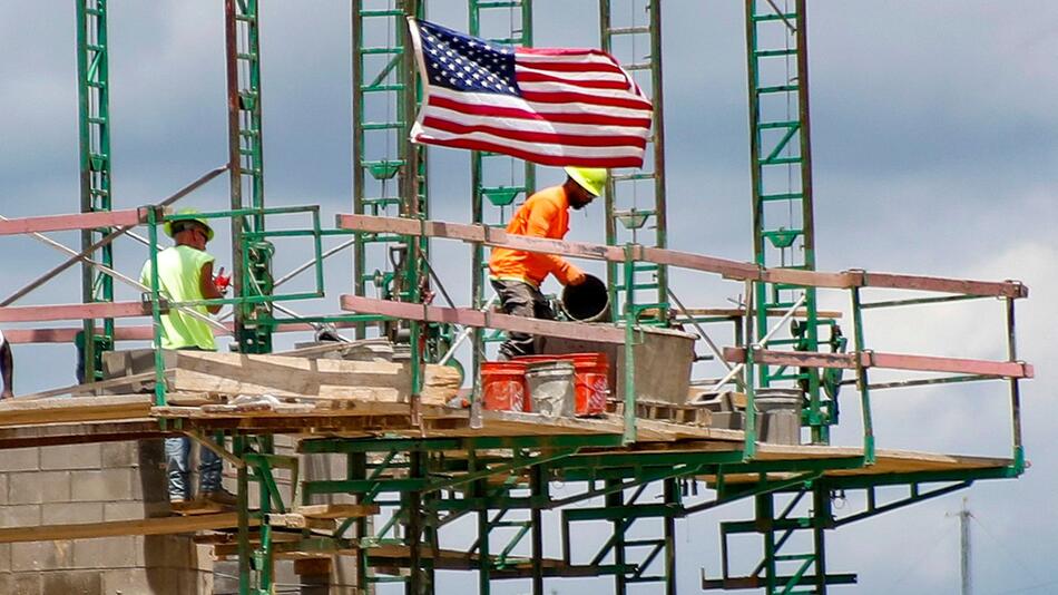 USA - Bauarbeiter auf einer Baustelle