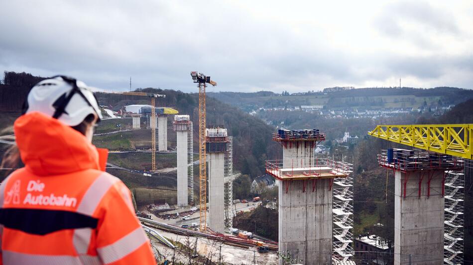 Baustelle der A45-Talbrücke bei Lüdenscheid