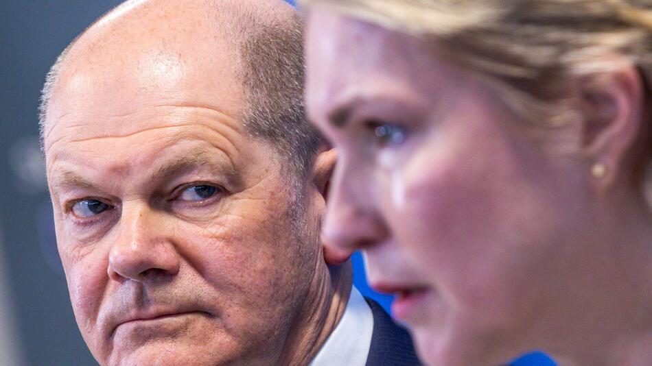 Bundeskanzler Scholz und MV-Ministerpräsidentin Schwesig